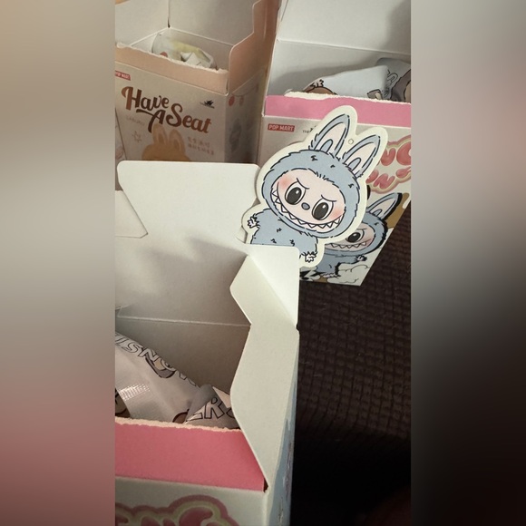 Sea Salt Coconut - POP MART Exciting Macaron LABUBU - CONFIRMED AUTHENTIC - Picture 3 of 5